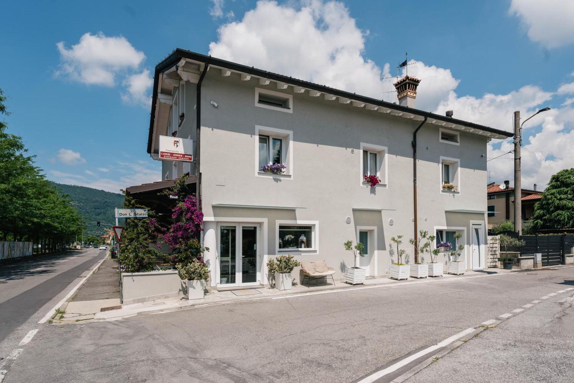 Franciacorta Rooms 科尔特弗兰卡 外观 照片